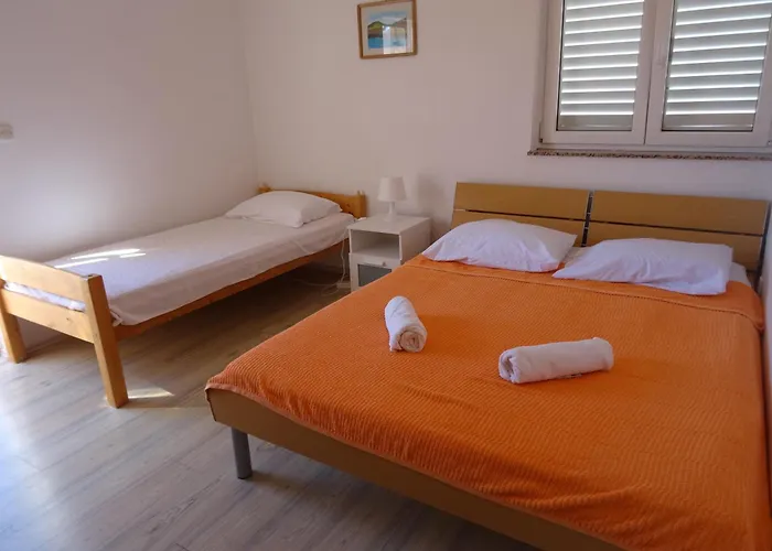 Apartamento Laura Posedarje