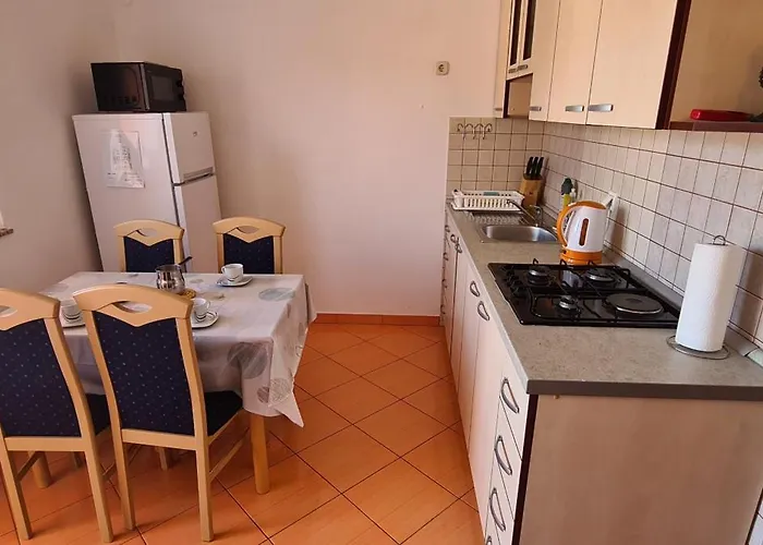 Laura Апартаменты Поседарье