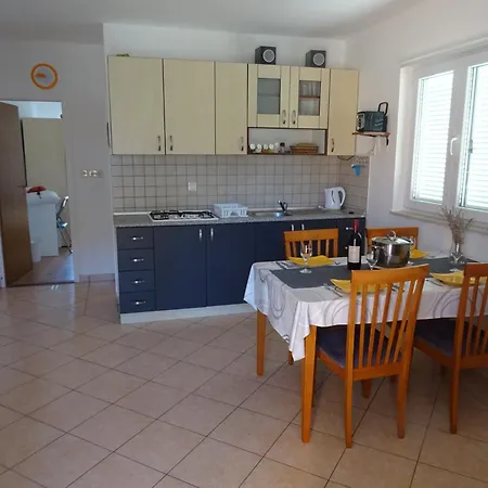 Laura Apartment