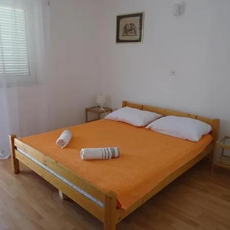 Laura Apartamento Posedarje