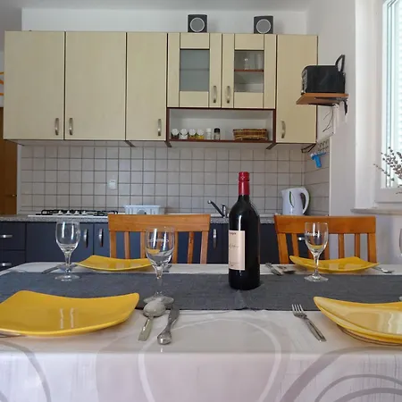 Laura Apartamento Posedarje